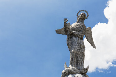 Ecuador, Quito, Statue Virgen de Quito auf El Panecillo - FOF007597