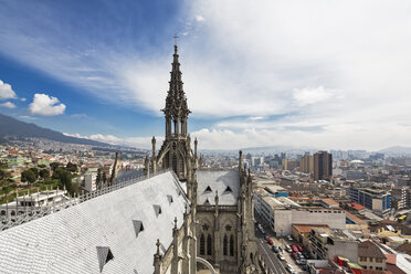 Ecuador, Quito, Kirchturm der Basilika des Nationalen Gelübdes - FO007652