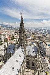 Ecuador, Quito, Kirchturm der Basilika des Nationalen Gelübdes - FOF007654