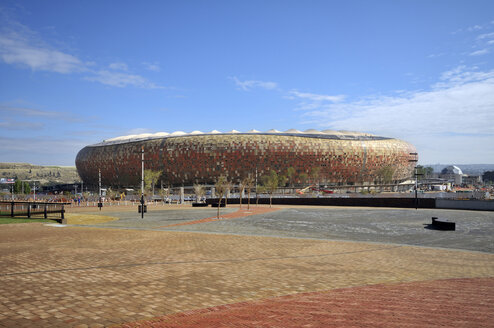 Afrika, Südafrika, Johannesburg, Soweto, Soccer City Stadion - FLKF000564