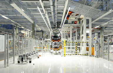 Production of VW cars in a factory - SCH000435