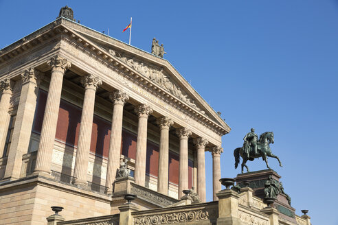 Deutschland, Berlin, Blick auf die Alte Nationalgalerie - MEMF000699