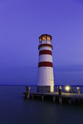 Austria, Burgenland, Podersdorf am See, View of lighthouse at Lake Neusiedl in the evening - GF000556