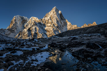 Nepal, Khumbu, Everest-Region, Arakam Tse bei Sonnenuntergang - ALRF000028