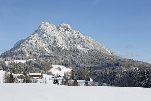 Österreich, Oberösterreich, , Salzkammergut, Fuschl am See, Blick auf den Schober im Winter - WWF003635