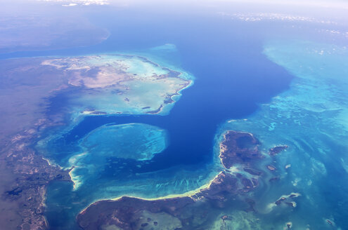 USA, Florida, Luftaufnahme der Florida Keys - THAF001226