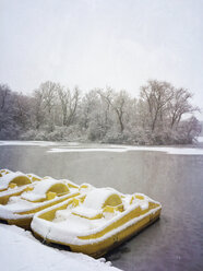 Deutschland, Köln, Winter am Decksteiner Weiher - GWF003764