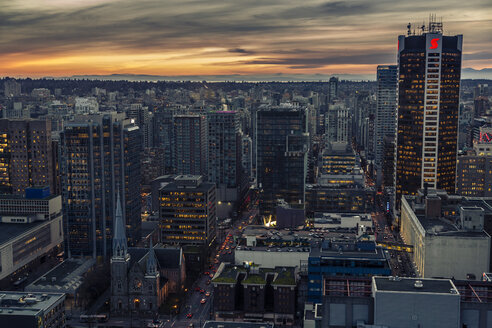 Kanada, Vancouver, Stadtbild vom Harbour Centre aus gesehen - NGF000229