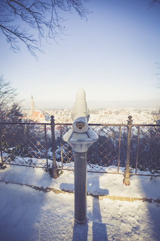 Deutschland, Bayern, Landshut, Stadtbild vom Hofgarten im Winter, lizenzfreies Stockfoto