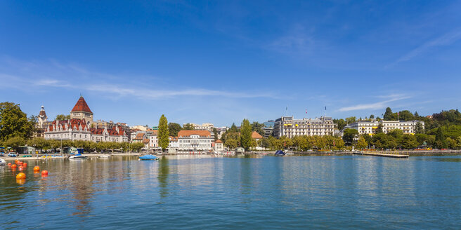 Schweiz, Lausanne, Genfersee, Uferpromenade - WDF002908