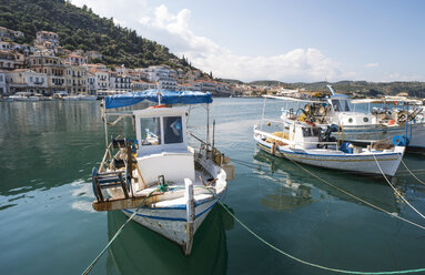 Greece, Gythio, moored fisher boats - DEGF000172