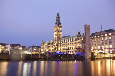 Deutschland, Hamburg, Hamburger Rathaus an der kleinen Alster - PCF000065