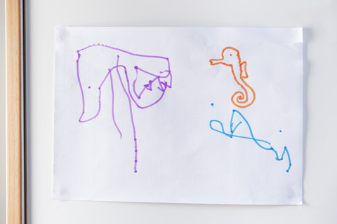 Kinderzeichnung eines Seepferdchens, lizenzfreies Stockfoto