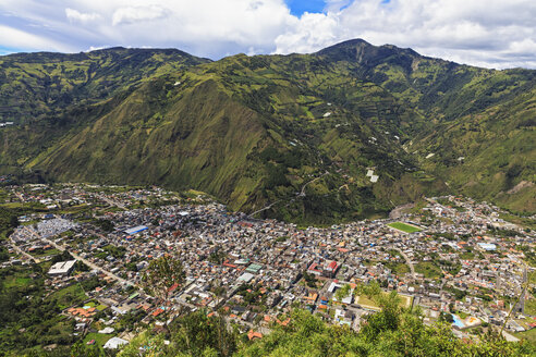 Ecuador, Tungurahua, Banos de Agua Santa, Stadtbild - FOF007684