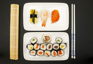 Sushi Nigiri, Maki, Inside-Out on plate - JTF000637