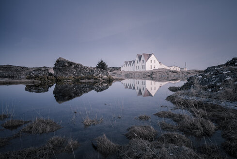 Iceland, Keflavik, Straumur, typical row houses at lake - STCF000089