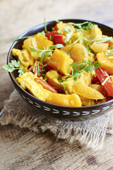 Pumpkin risotto with tofu, apricots, bell pepper and herbs - HAWF000653