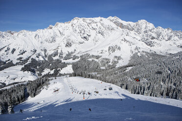 Austria, ski area Muehlbach-Hochkoenig in winter - WW003804