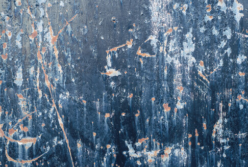 Abstrakte Textur der blau lackierten beschädigten Metallwand - RAEF000050