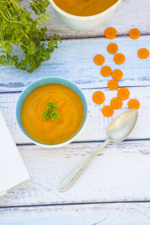 Bowl of carrot soup - LVF002921