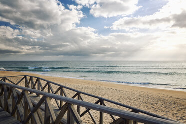 Portugal, Algarve, Ria Formosa, Uferpromenade zum Strand - MSF004488