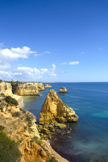Portugal, Algarve, Praia da Marinha, rocky coast and ocean - KBF000328