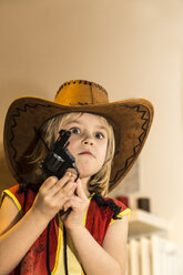 Kleines Mädchen verkleidet als Cowboy - JFEF000569