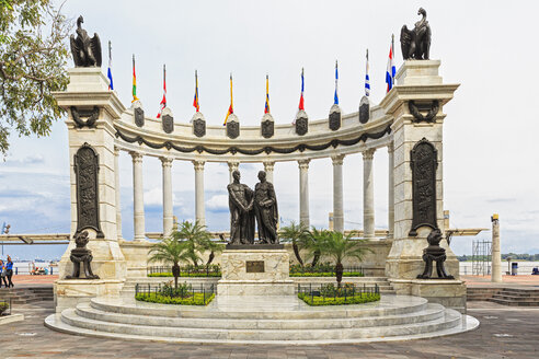 Ecuador, Provinz Guayas, Guayaquil, Gedenkstätte am Malecon 2000 - FOF007722