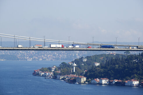 Türkei, Istanbul, Fatih-Sultan-Mehmet-Brücke - LHF000426