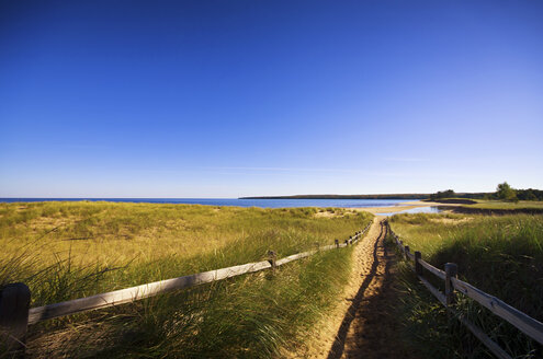 USA, Michigan, Lake Superior, Au Train, Strand - SMAF000307