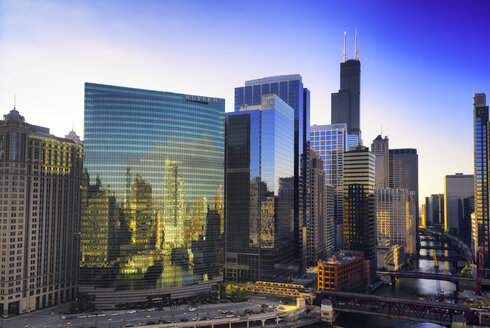 USA, Illinois, Chicago, Wolkenkratzer, Willis Tower - SMAF000318