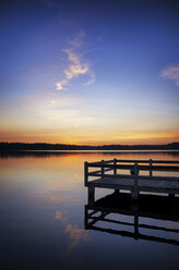 USA, Wisconsin, Rhinelander, Sonnenuntergang - SMAF000309