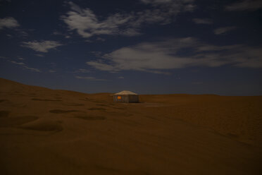 Morocco, Sahara, tent at night - STDF000137