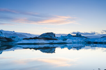 Island, Skaftafell National Park, glacier lagoon Jokulsarlon - NHF001485