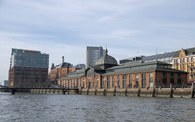 Deutschland, Hamburg, Hafen, historische Fischmarkthalle - HLF000850