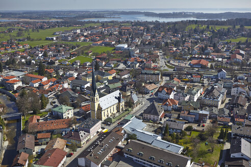 Germany, Bavaria, Aerial view of Prien and lake Chiemsee - KDF000687