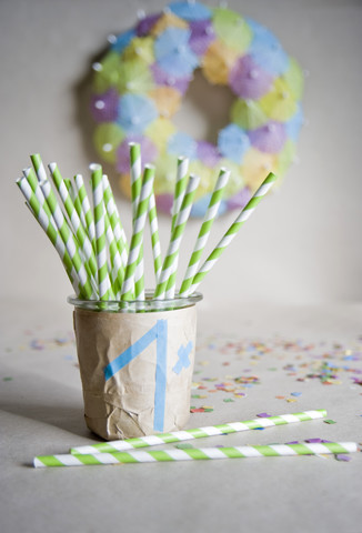 Selbstgemachte Dekoration für einen Kindergeburtstag, lizenzfreies Stockfoto