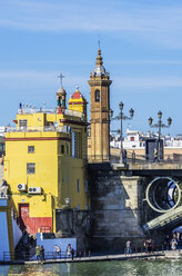 Spain, Andalusia, Sevilla, bildings at Guadalquivir river - THAF001300