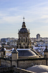 Spain, Andalusia, Sevilla, cityscape with church - THAF001320