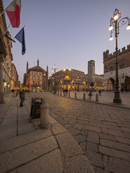 Italy, Piacenza, view to Piazza Cavalli at evening twilight - LAF001369