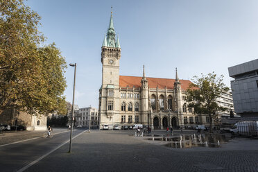 Deutschland, Braunschweig, Blick auf das Rathaus - EVGF001355