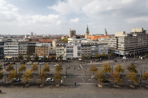 Deutschland, Braunschweig, Blick auf die Stadt - EVGF001362
