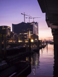 Germany, Hamburg, View of the Elbe Philharmonic Hall at dusk - KRPF001383