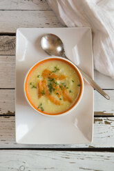 Potato kohlrabi soup with leek and cress - SARF001519