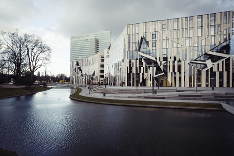 Deutschland, Düsseldorf, Blick zum Koe-Bogen, lizenzfreies Stockfoto