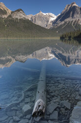 Canada, British Columbia, Yoho National Park, Emerald Lake - KEBF000030