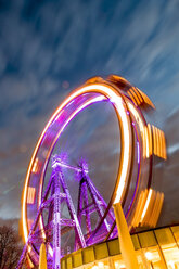 Österreich, Wien, Riesenrad im Prater zur blauen Stunde - EJWF000712