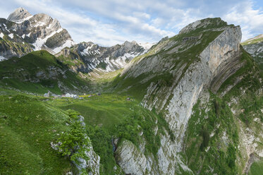 Schweiz, Kanton Appenzell Innerrhoden, Blick auf die Alp Meglisalp - KEB000071