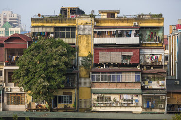 Vietnam, Hanoi, typisches Haus - MAD000152