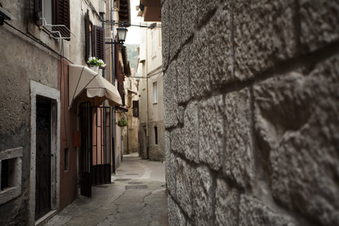 Croatia, Lovran, alley in the old town - ANHF000009